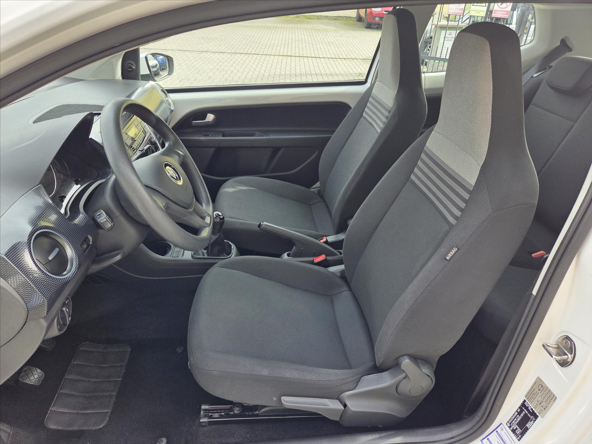 Volkswagen up!